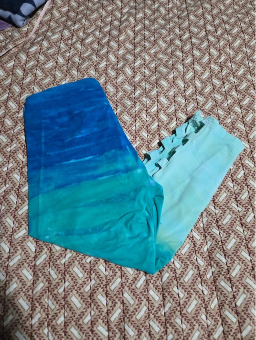 Earth yoga leggings size L women